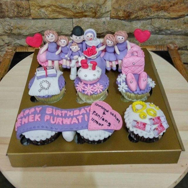 Jual Cupcakes Birthday Nenek Bday Cake Kue Ultah Kota Bandung