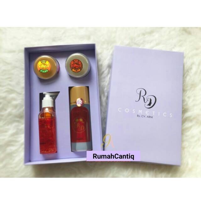 Jual Cream RD Cream Wajah Racikan Dokter Paket Toner kasyafashop Source · CREAM RD CV ARNI ORIGINAL PAKET TONER 30gram