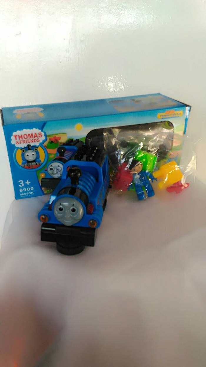 thomas the train set