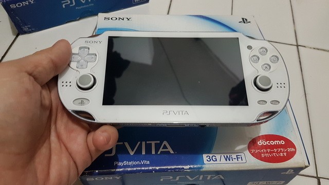 playstation vita fat характеристики