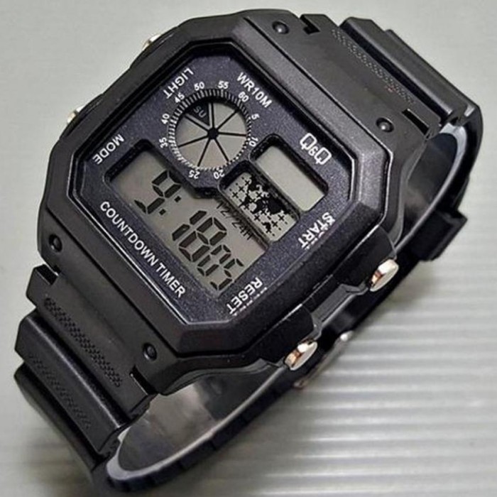 QQ - Jam Tangan Digital Pria - Rubber Hitam - Dial Hitam -Be