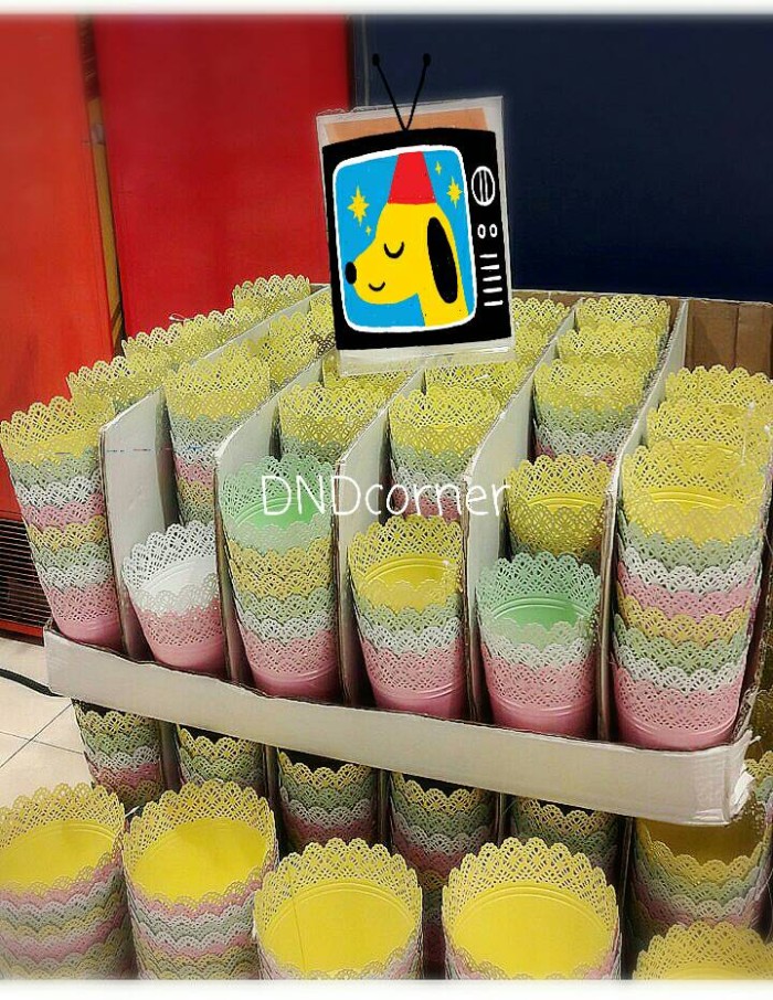 Shabby Chic Pot vas bunga kaleng ukuran sedang murah ready .