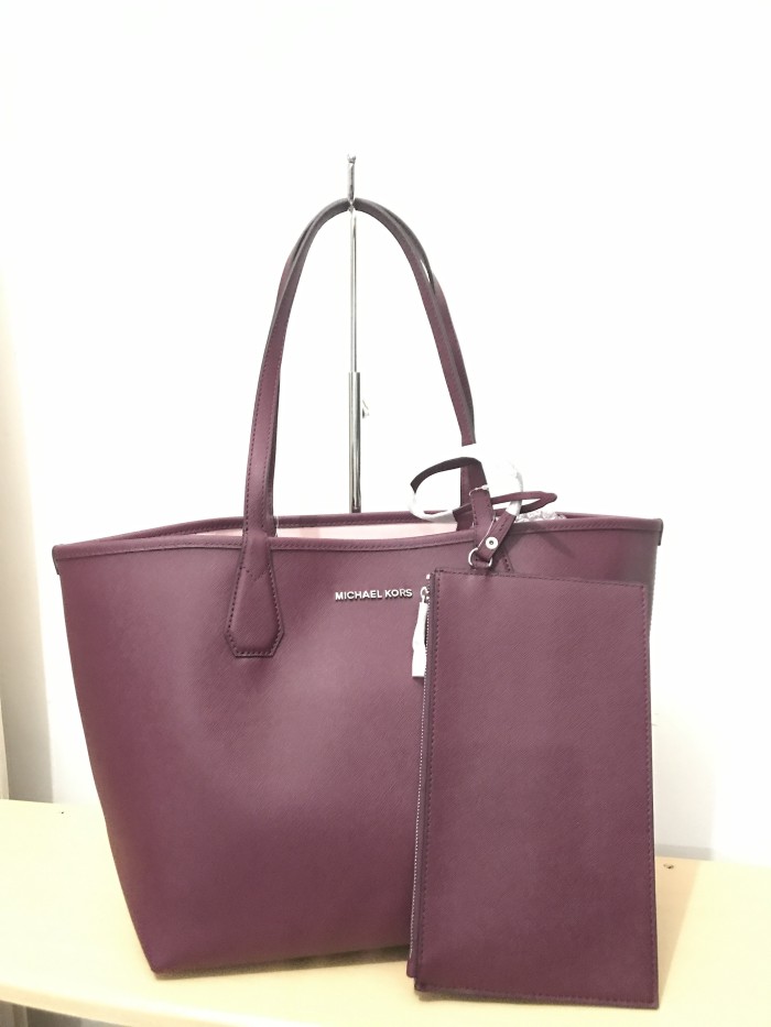 michael kors candy reversible tote