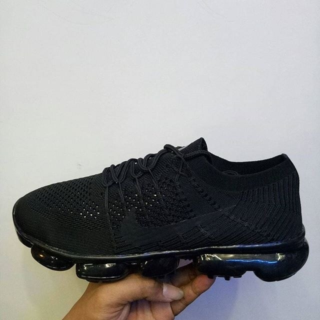 jual menarik nike vapormax sepatu cowo sepatu jalan jalan jual menarik nike vapormax sepatu cowo sepatu jalan jalan