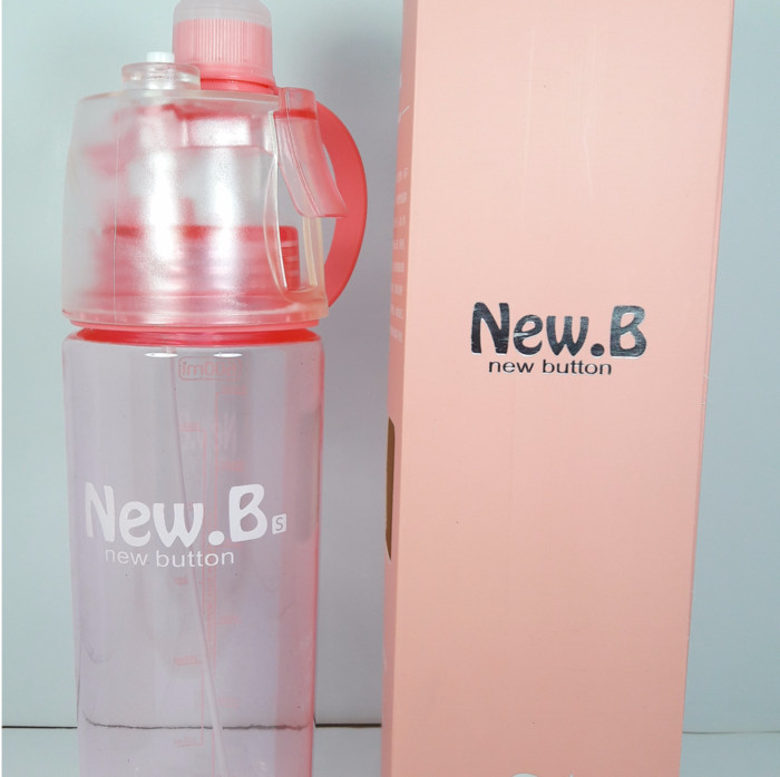 New B Sports Spray Water Bottle Kapasitas 600ml Botol Minum Semprot