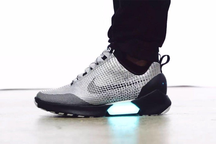 nike hyperadapt 1.0 metallic silver