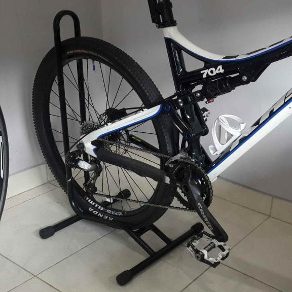 Jual Bike Stand Jagang Parkir Sepeda Berdiri Standar Park
