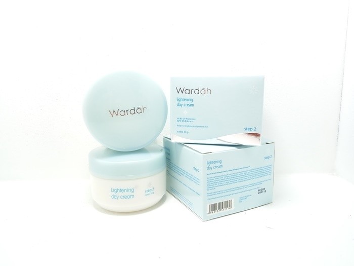 jual original wardah lightening day step 2 krim jual original wardah lightening day step 2 krim