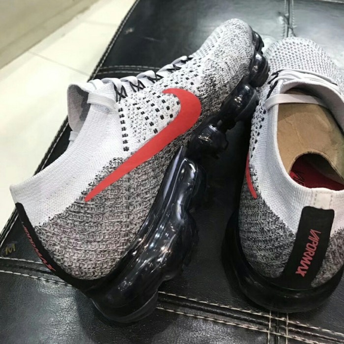 red black and grey vapormax