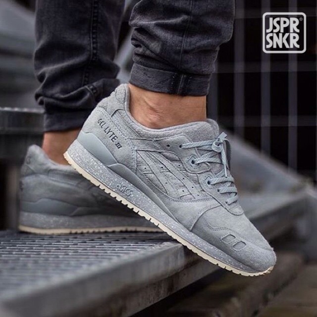 asics gel lyte iii grey reigning champ