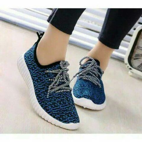 jual sepatu kets yezzy wanita murah 736 biru bukan nike jual sepatu kets yezzy wanita murah 736 biru bukan nike