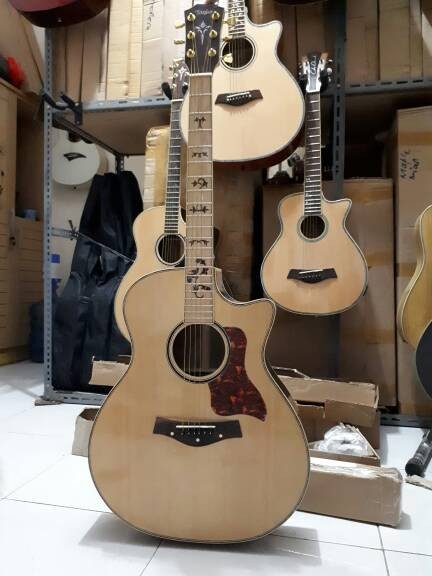 Gitar Akustik Taylor Natural Glossy