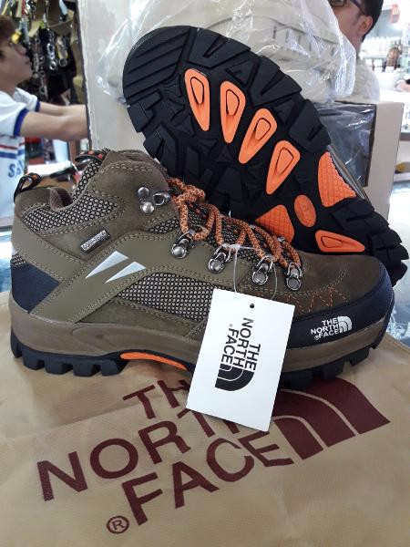 the north face gore tex vibram