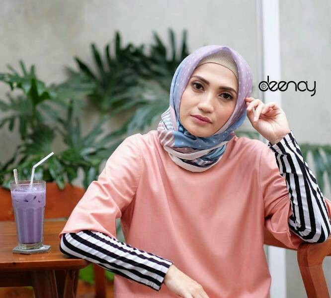 jual kerudung print segi empat scarf printed voal jual kerudung print segi empat scarf printed voal