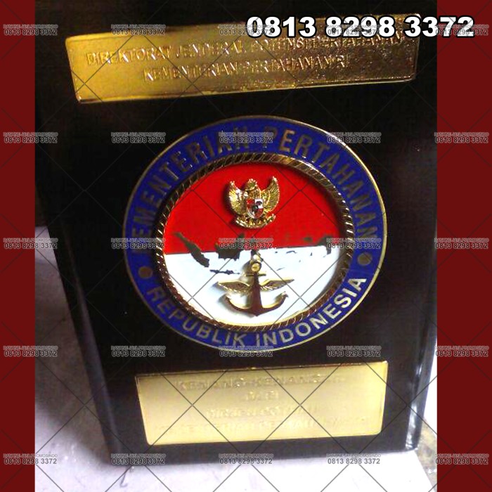 Jual Plakat Kayu Sar Kementerian Pertahanan Republik Indonesia