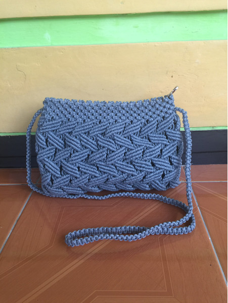 macrame sling bag