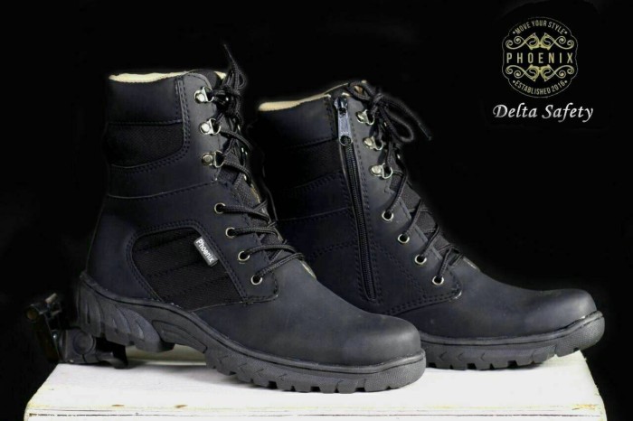 phoenix safety boots