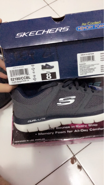 skechers made in vietnam