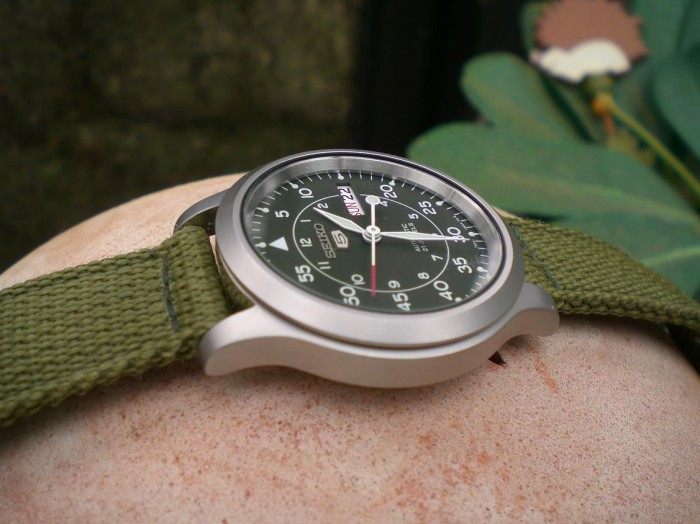 seiko 5 snk805k2
