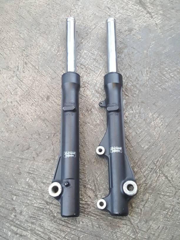Jual Shock depan Vario 125 FI . Vario 125 Esp Led as bottom tabung