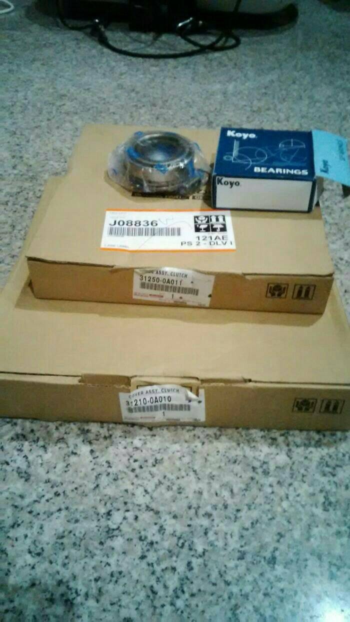 Foto Produk PLAT KOPLING SET KAMPAS KOPLING SET VIOS ALTIS YARIS COROLLA ORIGINAL dari Saudara toyota atrium