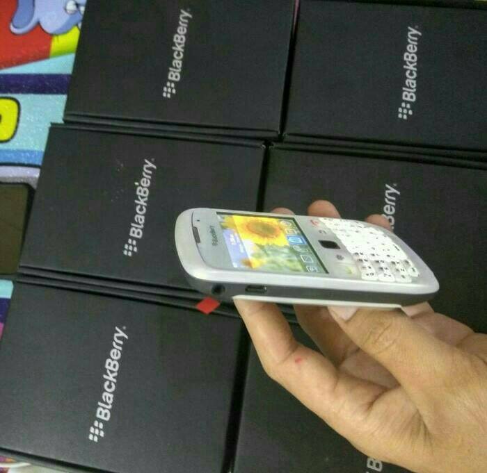 HP BLACKBERRY CURVE 8520 GEMINI ORIGINAL- GARANSI DISTRIBUTOR