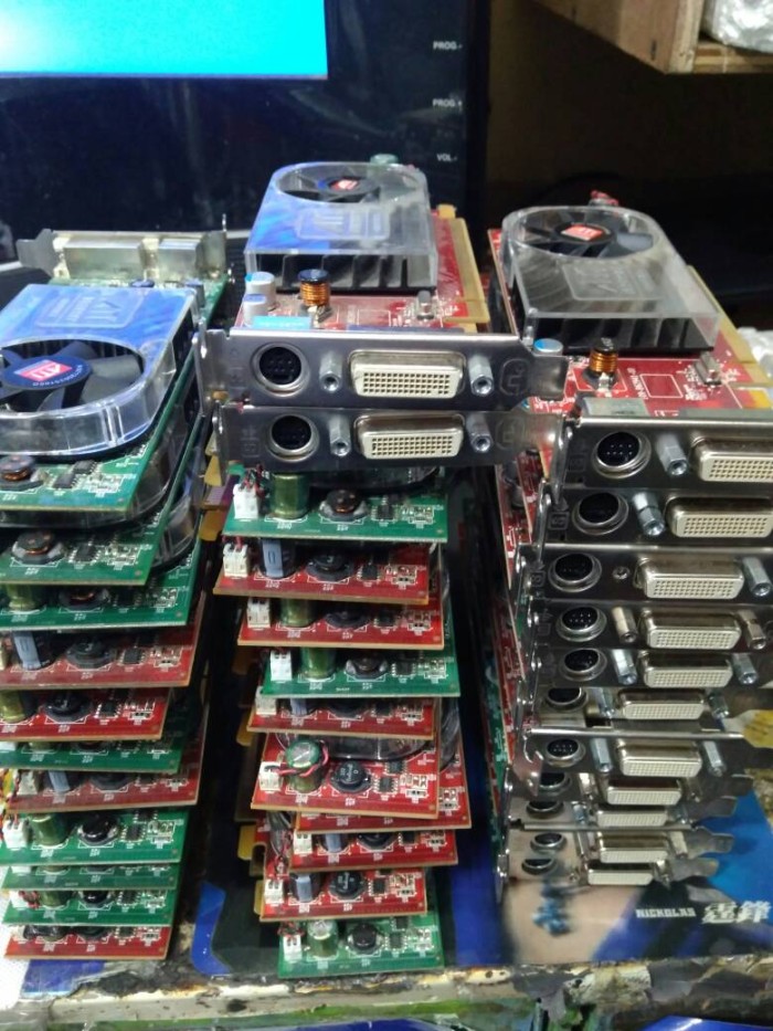 Jual Vga Ati radeon HD 3400 256 Mb 64 bit - Jakarta Pusat 