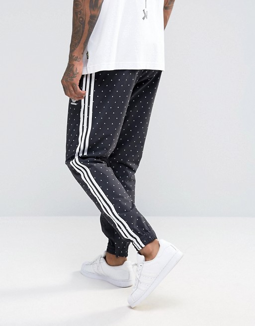Jual celana Adidas men Pharrell Williams HU Carrot Pants DKI Jakarta Cutely Brapanty | Tokopedia Jual celana Adidas men Pharrell Williams HU Carrot Pants DKI Jakarta Cutely Brapanty | Tokopedia