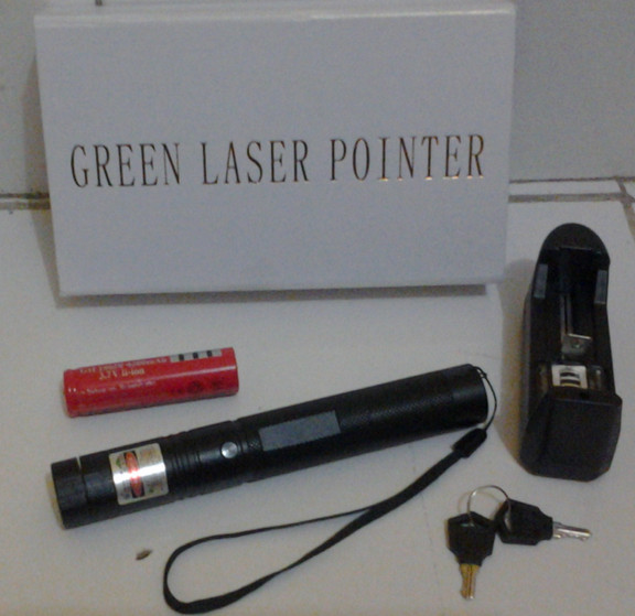 jual senter green laser pointer recharge 303 10km 1 mata hijau terjauh lbagstore jual senter green laser pointer recharge 303 10km 1 mata hijau terjauh lbagstore