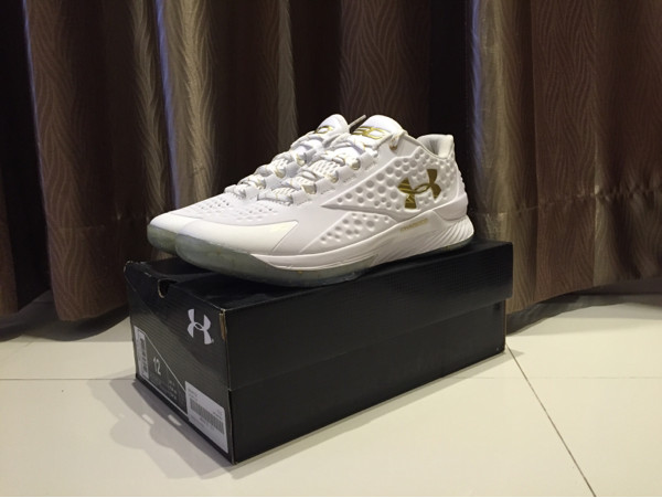 under armour curry 1