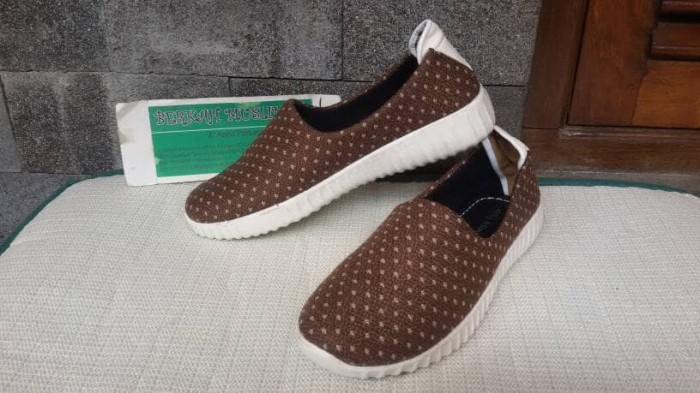 Info Slip On Wanita Sepatu Hargano.com Info Slip On Wanita Sepatu Hargano.com