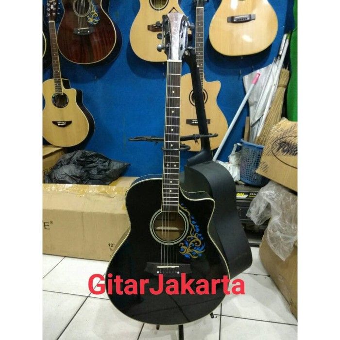 Katalog Gitar Cole Clark Travelbon.com Katalog Gitar Cole Clark Travelbon.com
