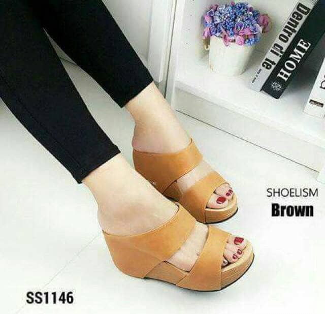 cute tan wedges
