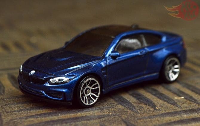jual jual bmw m4 biru tua blue wheels hw jual jual bmw m4 biru tua blue wheels hw