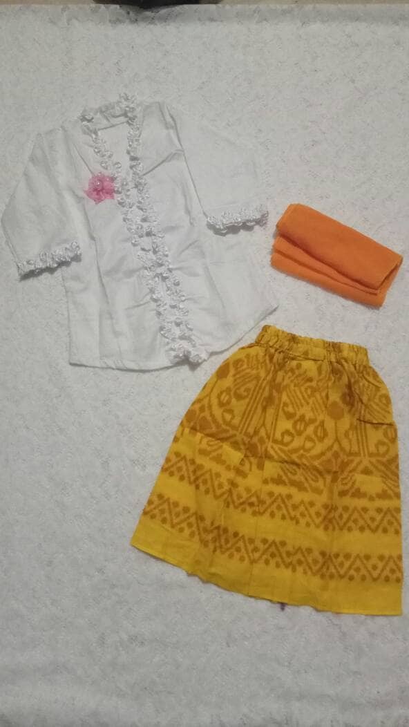 47 Koleksi Contoh Undangan 3 Bulanan Anak Bali Gratis Terbaik