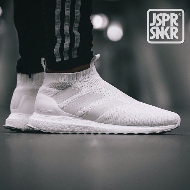 ultra boost pure white