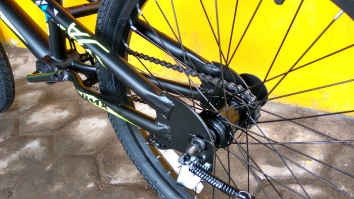 SEPEDA ANAK/BMX 20 EXOTIC 9982 GX TORPEDO FREESTYLE SATIN BLACK GREEN.