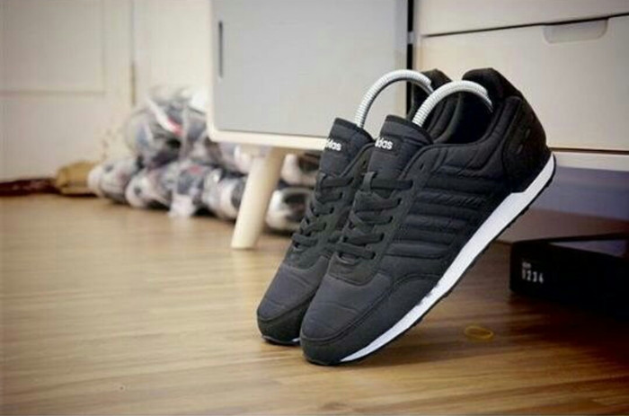 Harga Adidas Neo City Racer Black Travelbon.com Harga Adidas Neo City Racer Black Travelbon.com