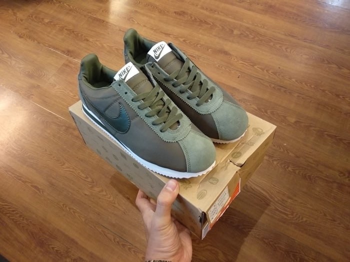 olive green cortez