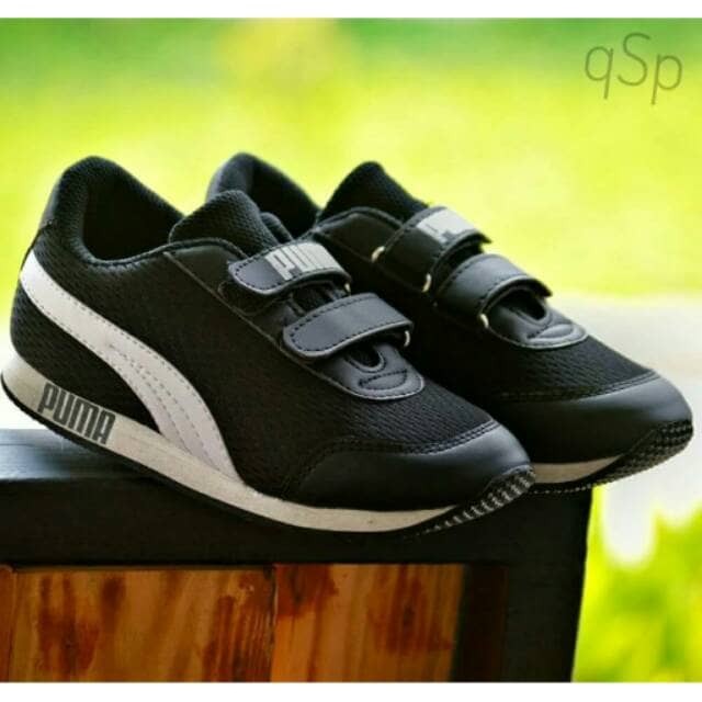 dress with rain boots