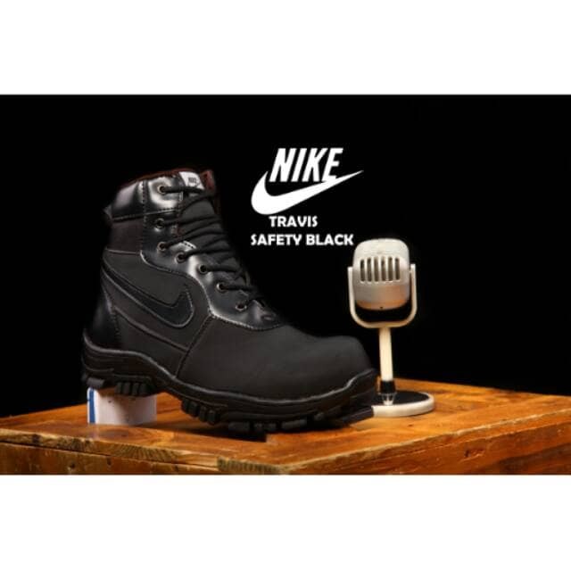 nike work shoes