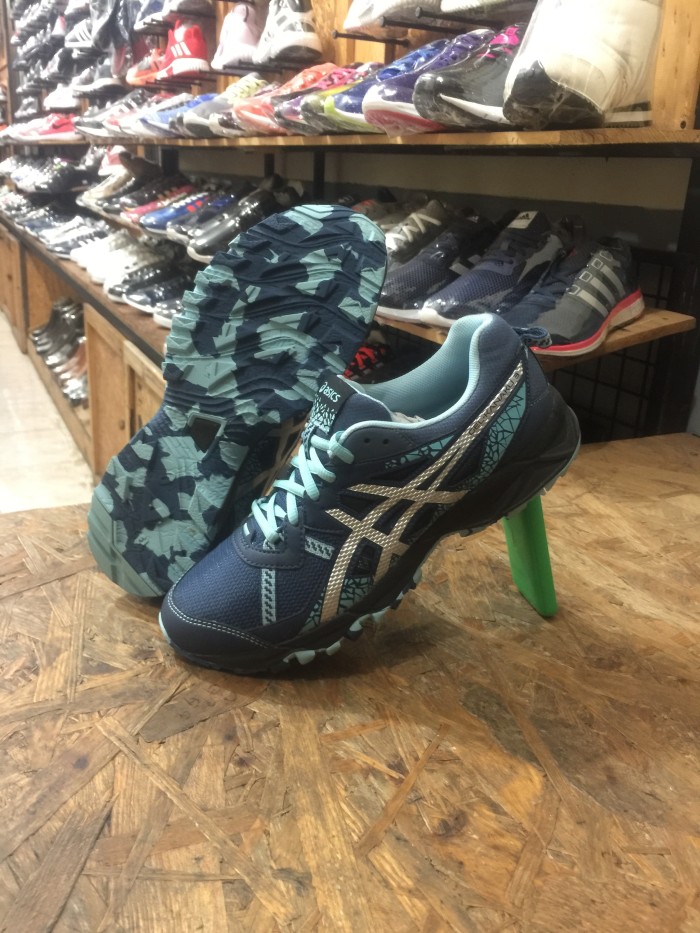 kanaku 3 asics