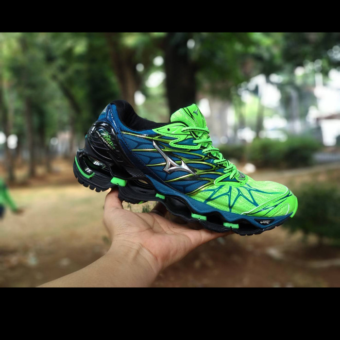 sepatu mizuno prophecy 7