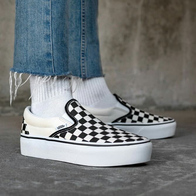 vans checkerboard slip on platform