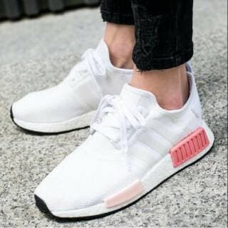 nmd r1 white pink