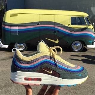 sepatu sean wotherspoon