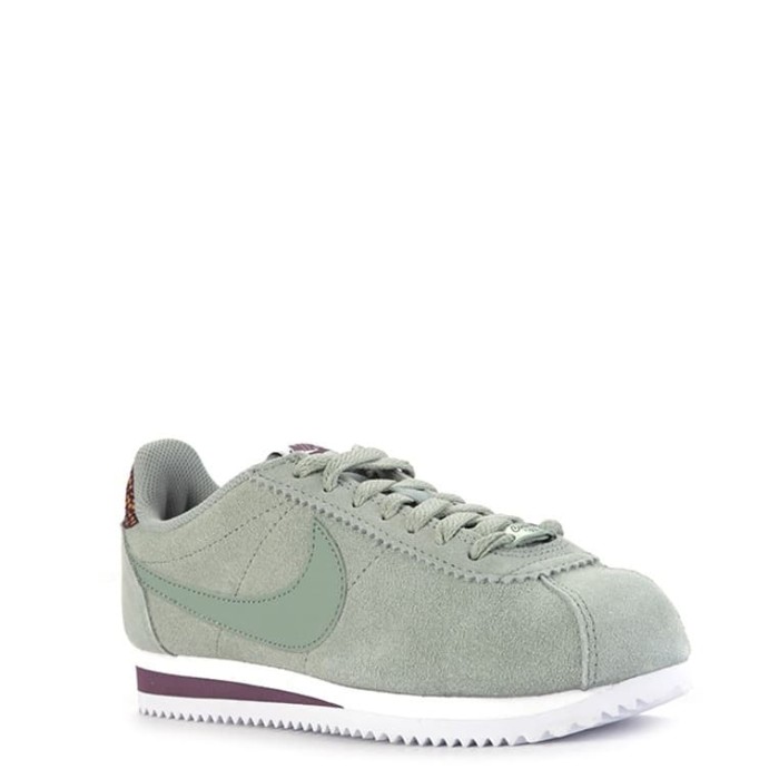 nike women's classic cortez premium shoe