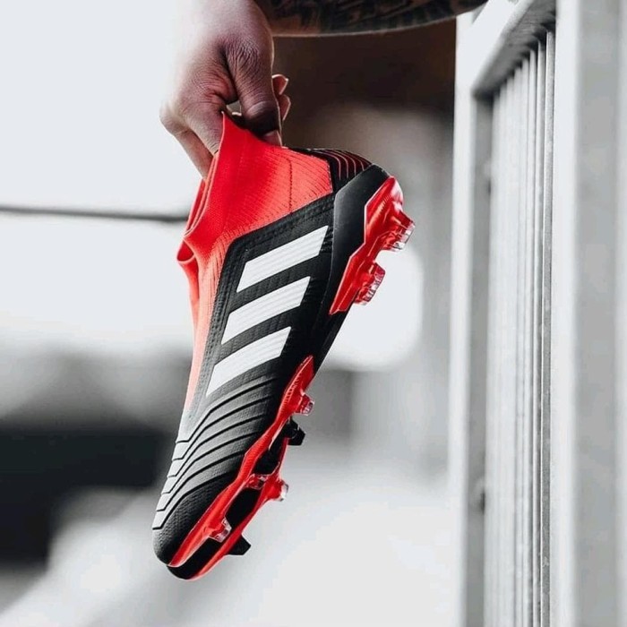 bola adidas predator