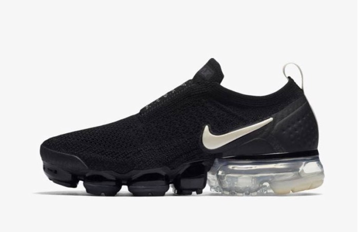 all black vapormax moc