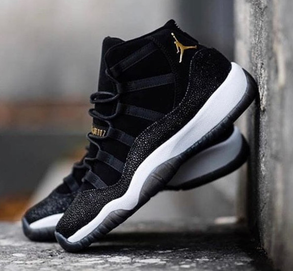 jordan retro 11 gold and black